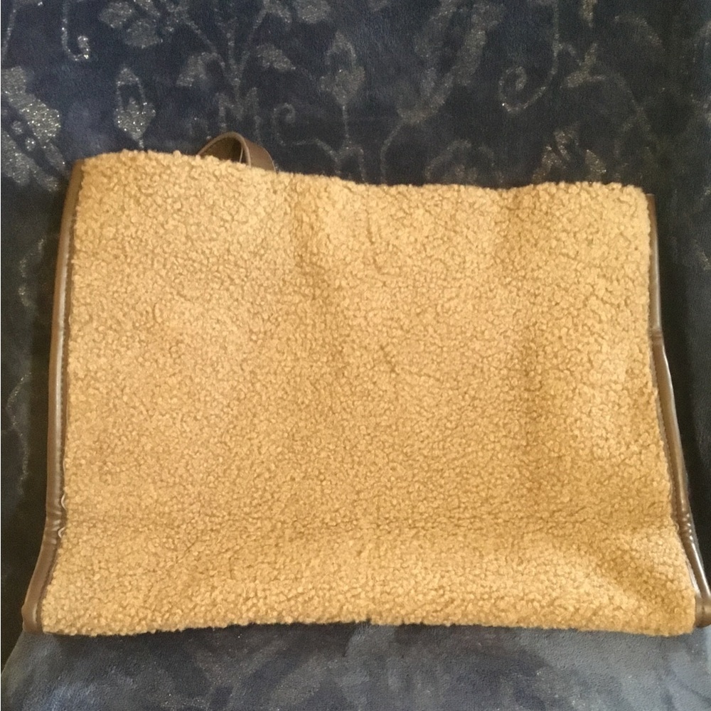 Brown Sherpa Tote Bag - Picture 3 of 13